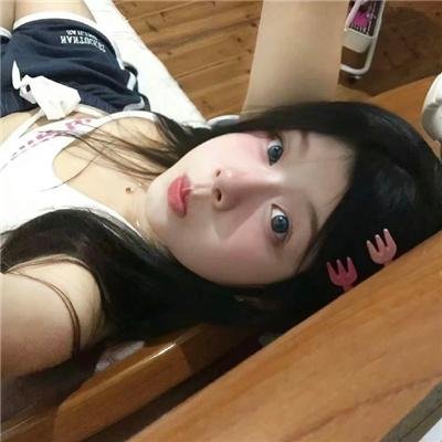 大青树下